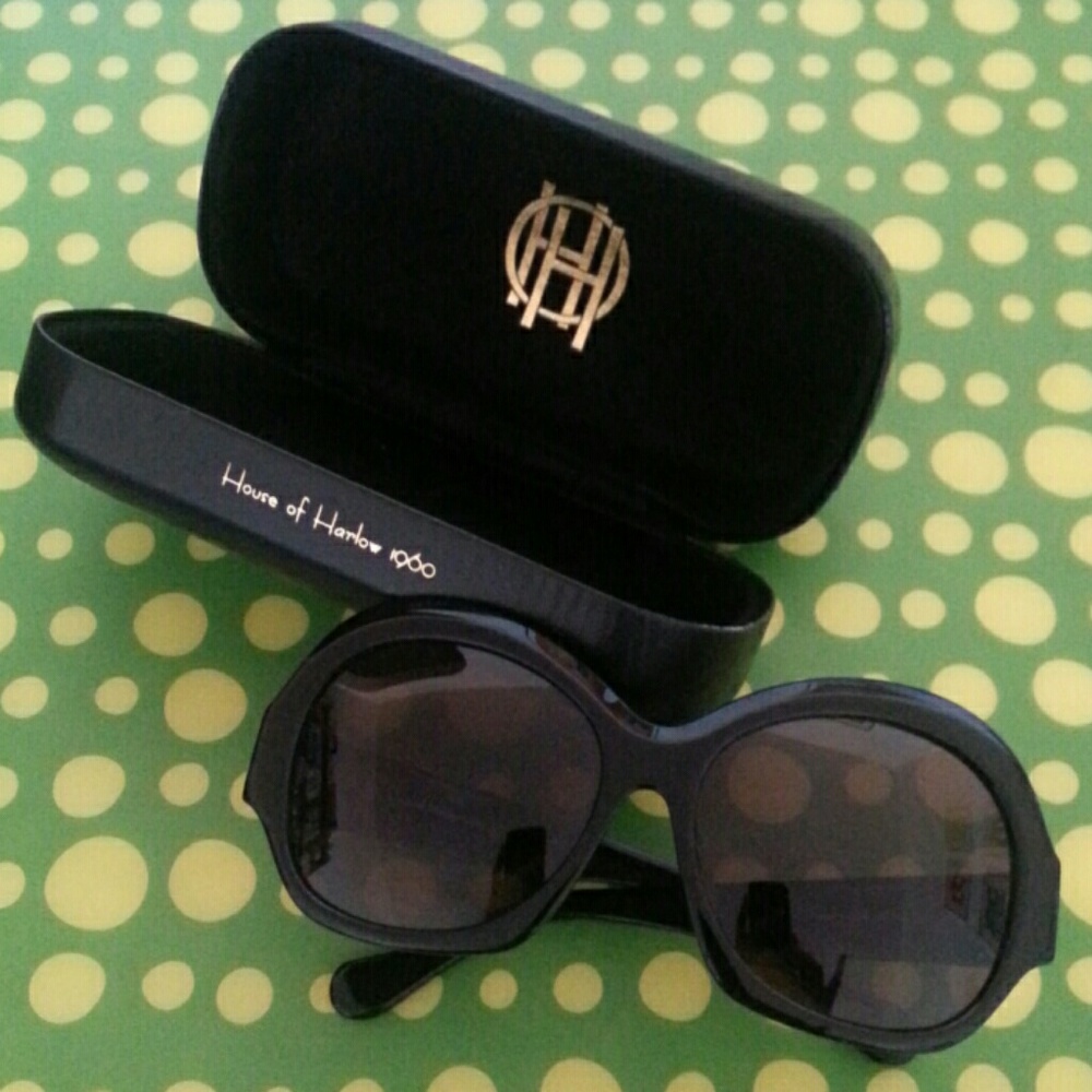 Black House of Harlow 1960 Sunglasses